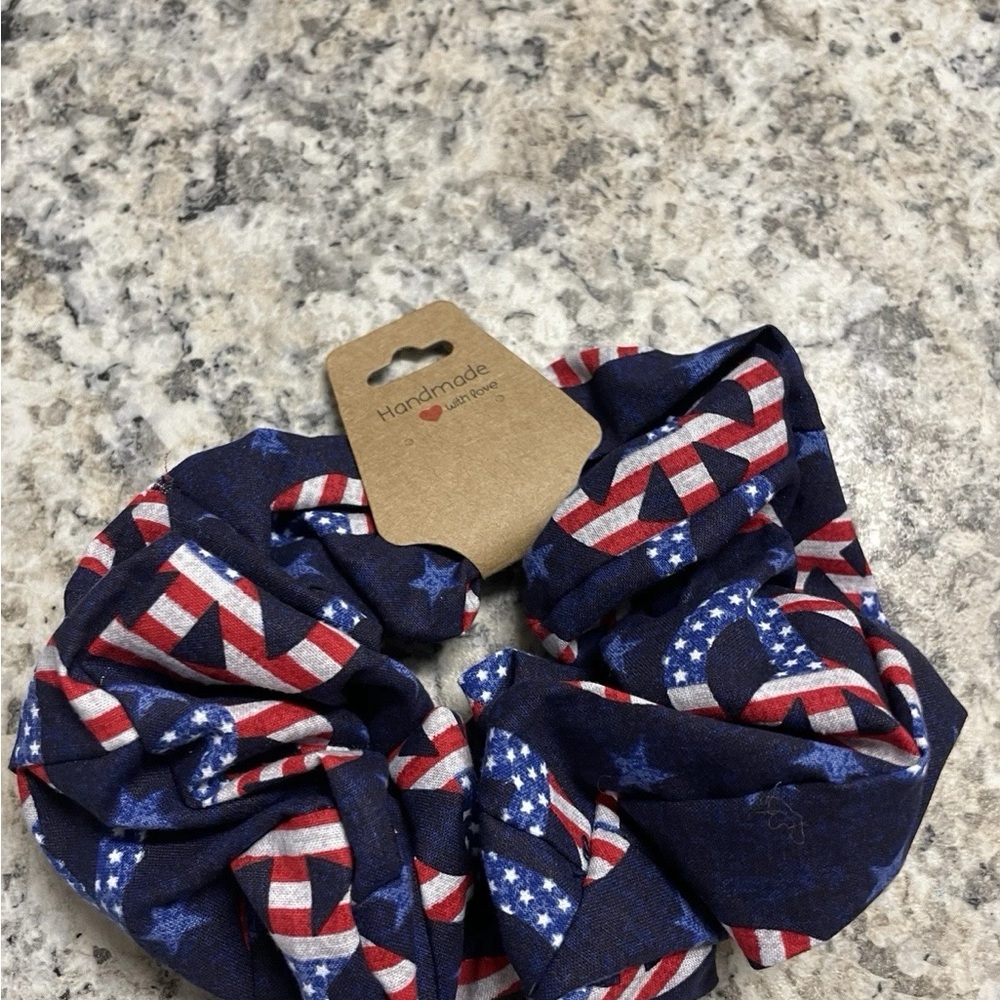 Multicolor Metallic Scrunchie - Picture 11 of 12